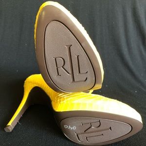 Lauren Ralph Lauren 4 1/2” pumps